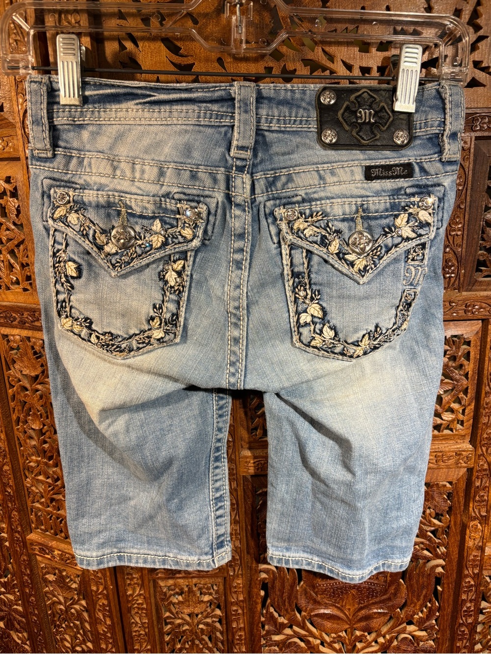Girls’s Miss Me Light Wash Cropped Denim Bermuda Shorts - Blue